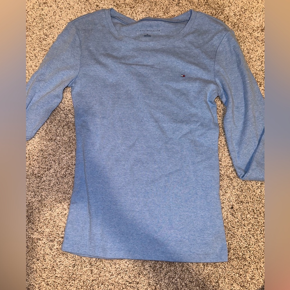 Women’s Tommy Hilfiger long sleeve top (size xs)